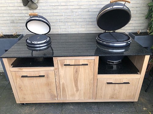 Eiken buiten keuken voor de kamado bbq SNG Bouw Solutions